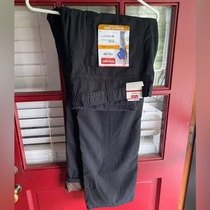 NWT MENS FLEECE LINED WRANGLERS